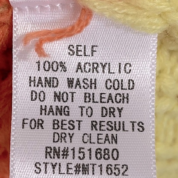 STORIA Distressed Color Block Cropped Sweater🌈 - Picture 15 of 15